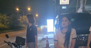 อาสาสมัครพรรคปวงชนไทย ช่วยผู้บาดเจ็บจากอุบัติเหตุบนถนนเทพารักษ์