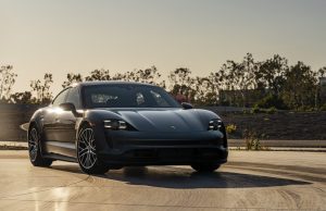 ปอร์เช่ โชว์เคสรถอีวี ไทคานน์ และมาคันน์ พบข้อเสนอส่งท้ายปีกว่า 1 ลบ.