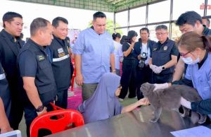 อามินทร์ ลงพื้นที่ จ.นนทบุรี ให้บริการ ทำหมันสุนัข-แมว ลดภาระเจ้าของ