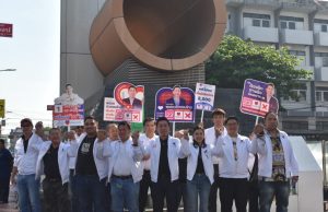 พรรคปวงชนไทย สมุทรปราการ กราบพระสมุทรเจดีย์ ชูนโยบายเพิ่มรายได้